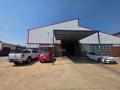 Industrial Property To Let, 1,313 m² in Robertville, Roodepoort, Gauteng