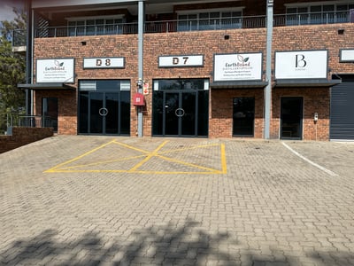 Industrial Property To Let: 200m² in Highveld, Centurion, Gauteng