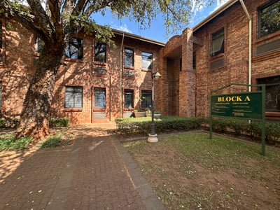 144m² Beautifully Located Office to Let in Waterford Office Park, Centurion