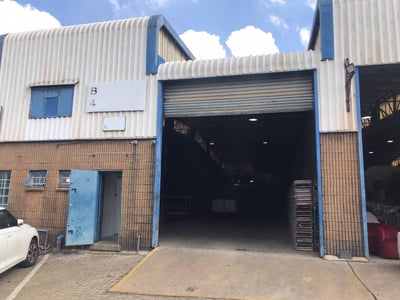 Industrial Property To Let: 775 m² in Selby, Johannesburg, Gauteng