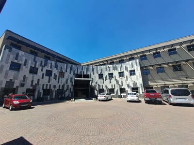 Office To Let: 113 m² P-Grade office space in Sandton, Gauteng