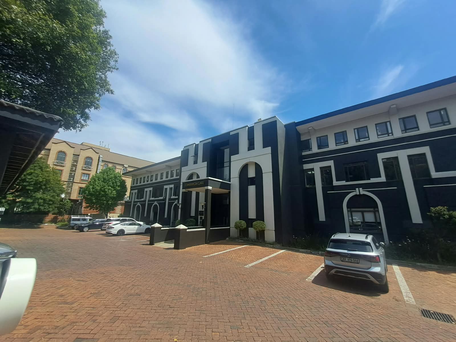 A-Grade Office To Let, 131 m² in Hyde Park, Sandton, Gauteng