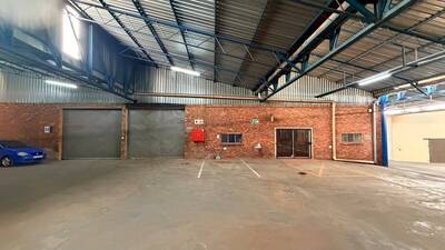 Industrial Warehouse To Let, 224 m² in Tannery Park, Silverton, Pretoria