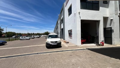 Industrial Warehouse For Sale, 55 m² in Spartan, Kempton Park