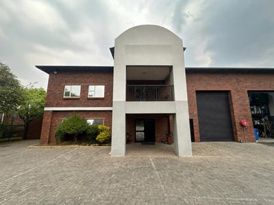 Industrial space of 482 m² To Let in Kyalami Business Estate, Midrand