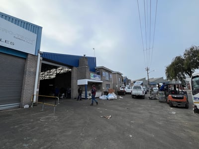 Industrial Warehouse To Let, 503 m² in Stikland Industrial, Bellville